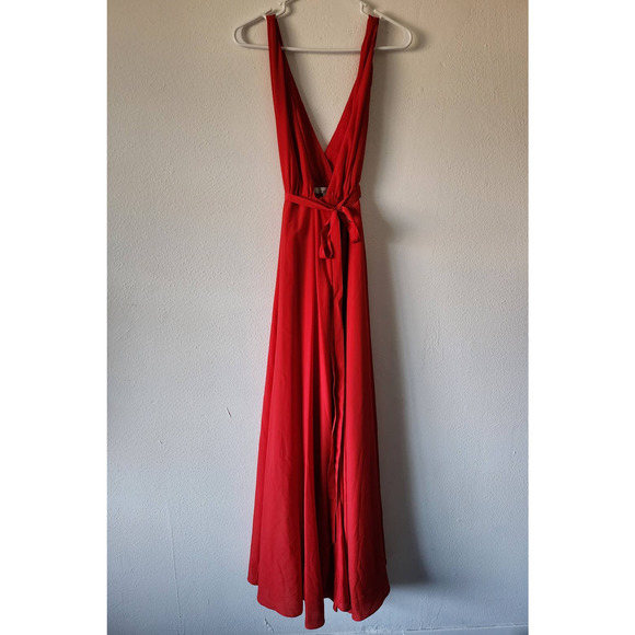 Lovers + Friends Leah Gown in Red Rose - Picture 3 of 10